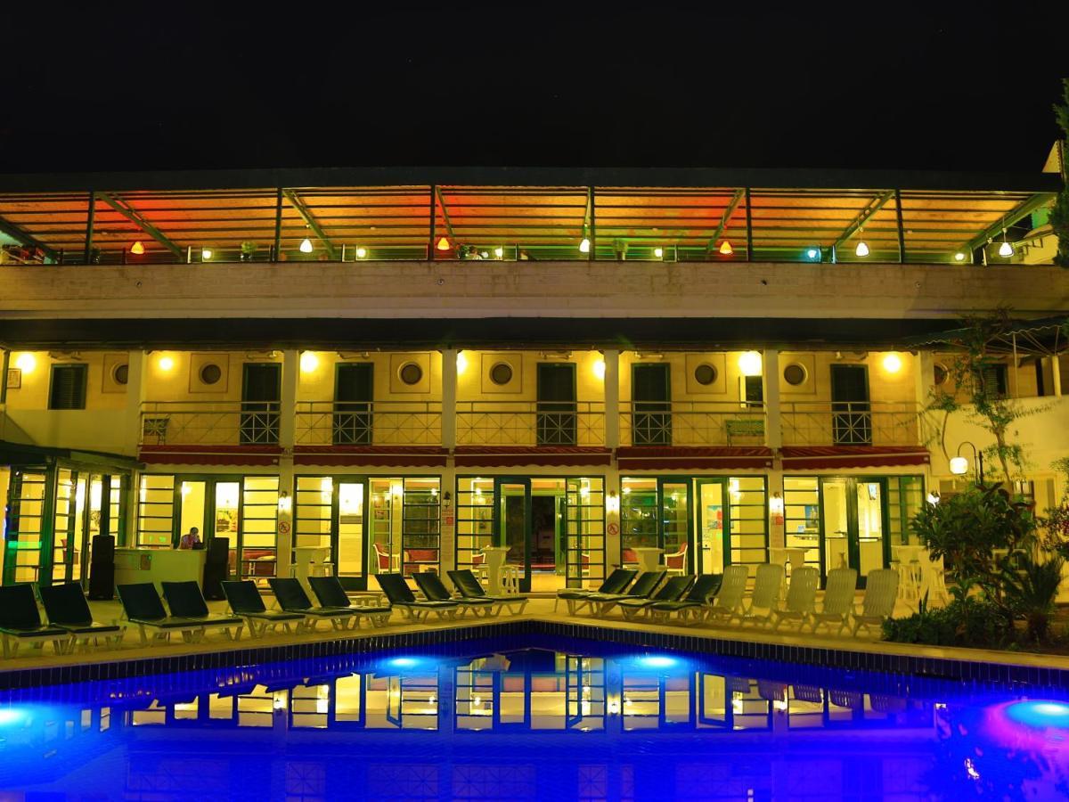 Sky Star Hotel - Bed&Breakfast Gümbet Exteriör bild